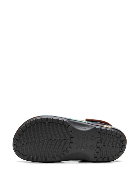 Crocs Classic | Tow Mater