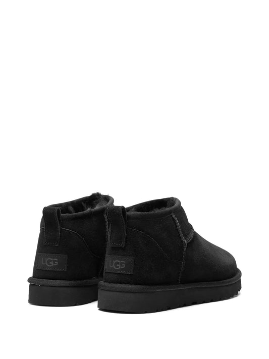 UGG Botas Classic Ultra Mini Black